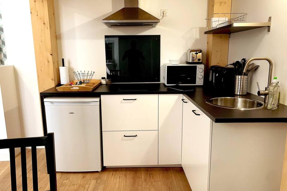 Kitchen or kitchenette, stove