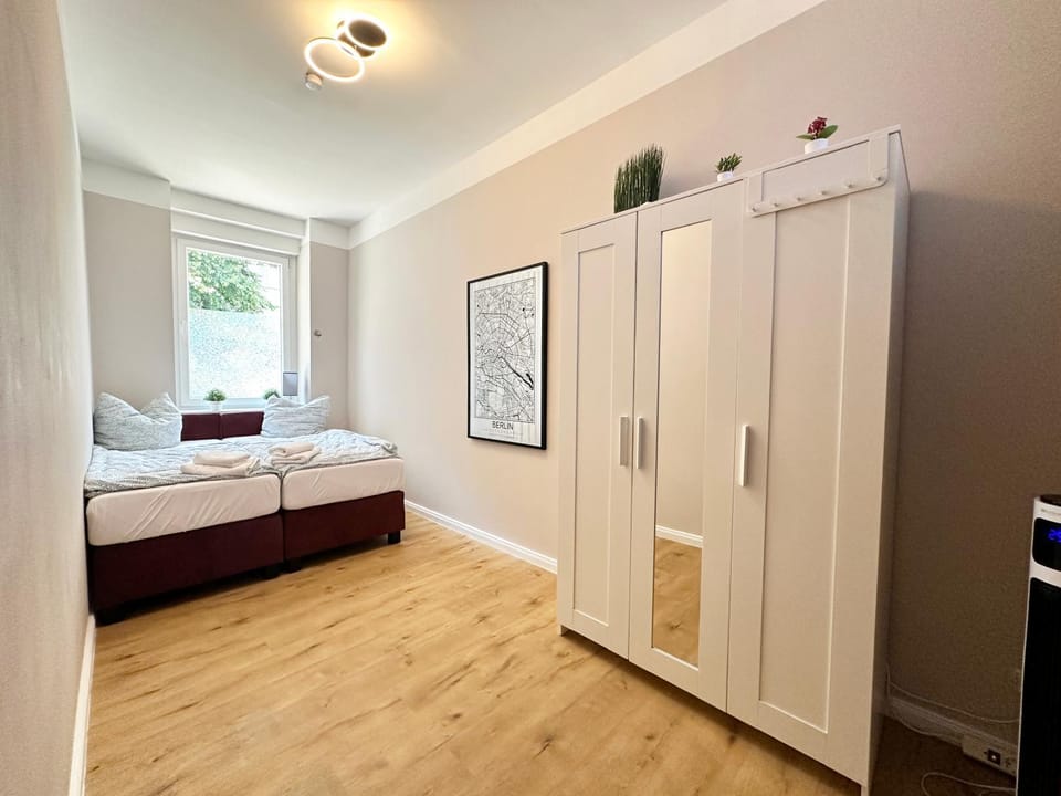 Bed, Bedroom, wardrobe