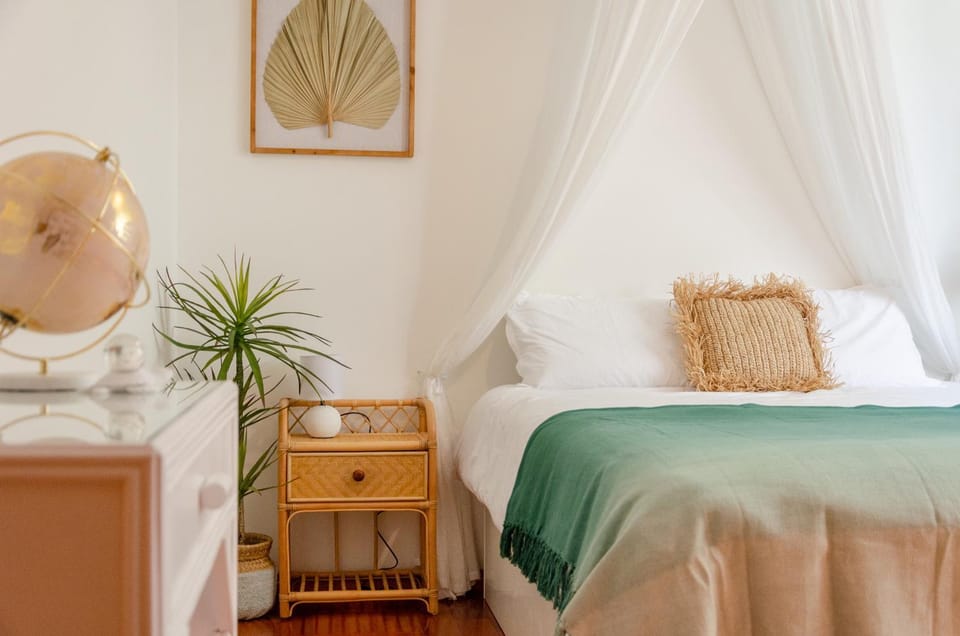 Bed, Bedroom