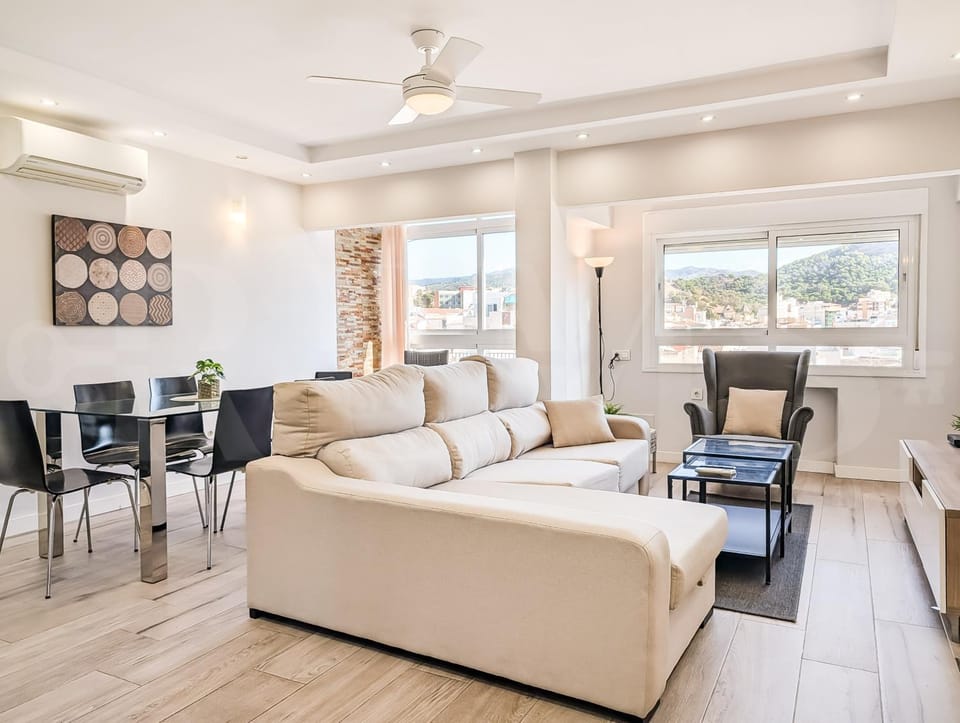 Spacious apartment with a view - historic center by REMS Apartment in Malaga