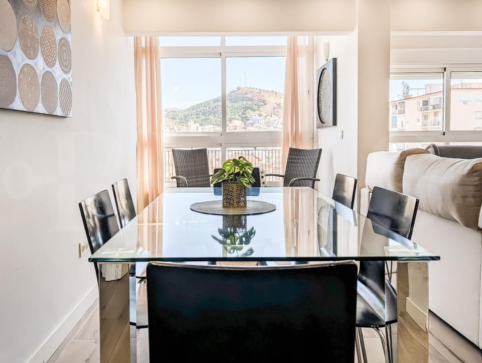 Spacious apartment with a view - historic center by REMS Apartment in Malaga