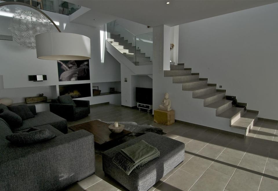 Property building, Living room