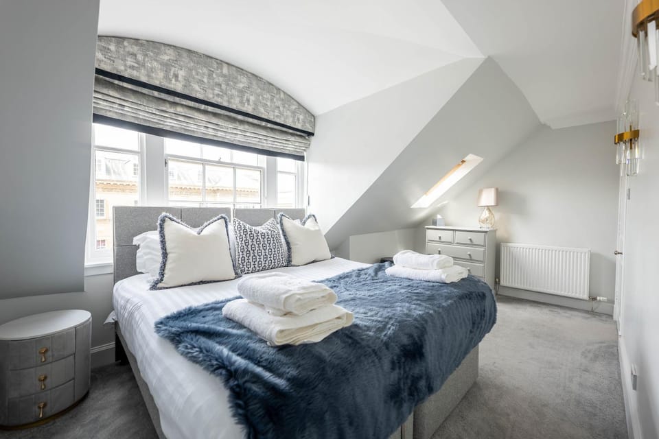 RÌGH Properties - Luxurious City Centre Three Bedroom Apartment Apartment in Edinburgh