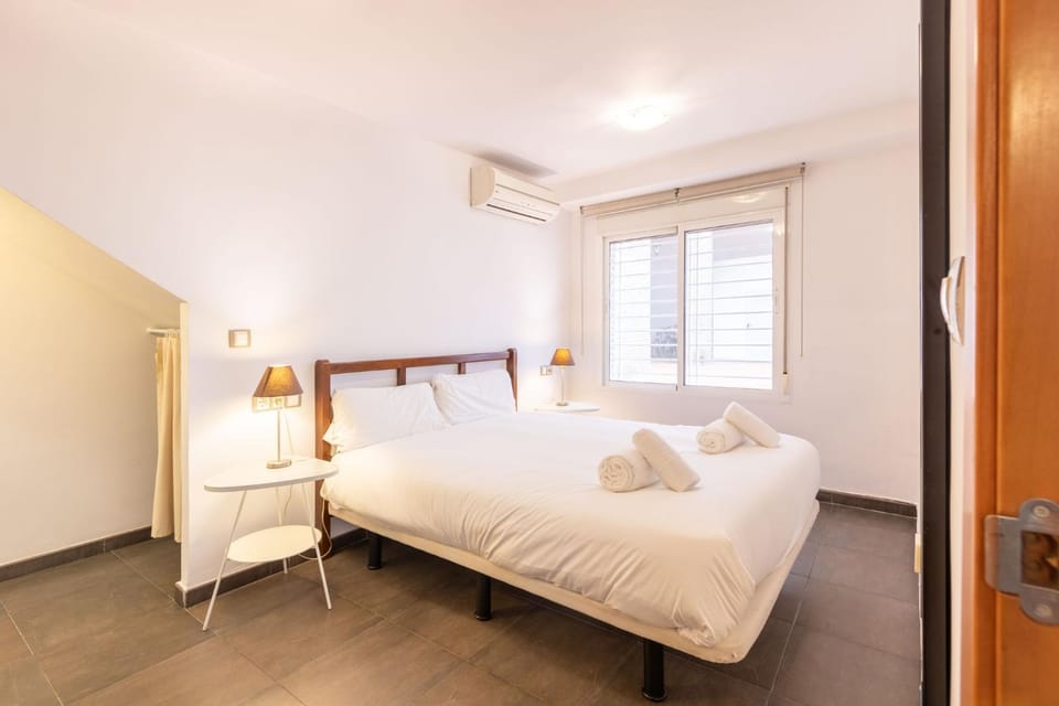 Alhondiga Oasis Suite by Valcambre Apartment in Seville