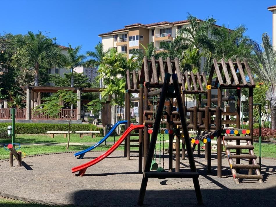 Oceanview 6th Floor Jaco Condo Apartment in Jaco