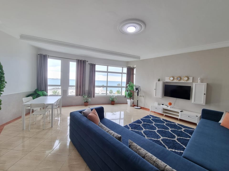 Beach View Apartment (Boulevard Mohammed VI) Apartment in Tangier