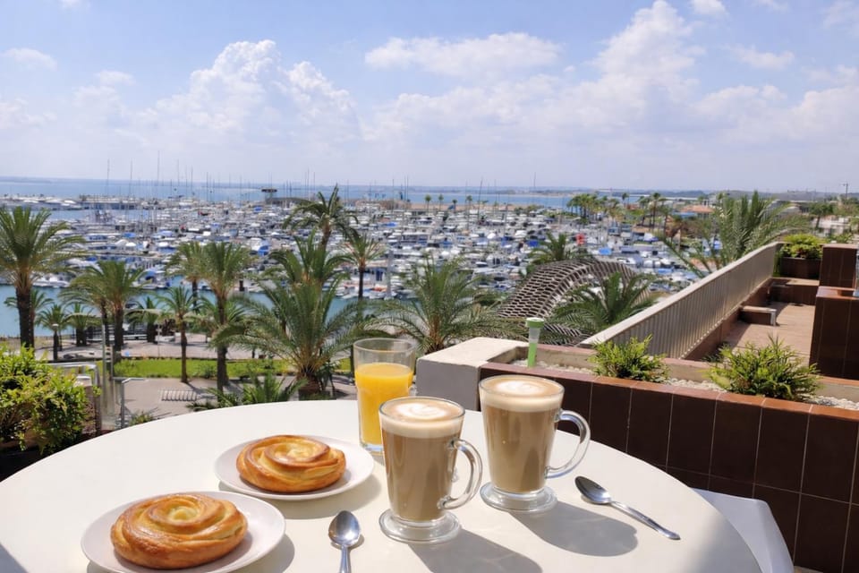 View (from property/room), Balcony/Terrace, Sea view