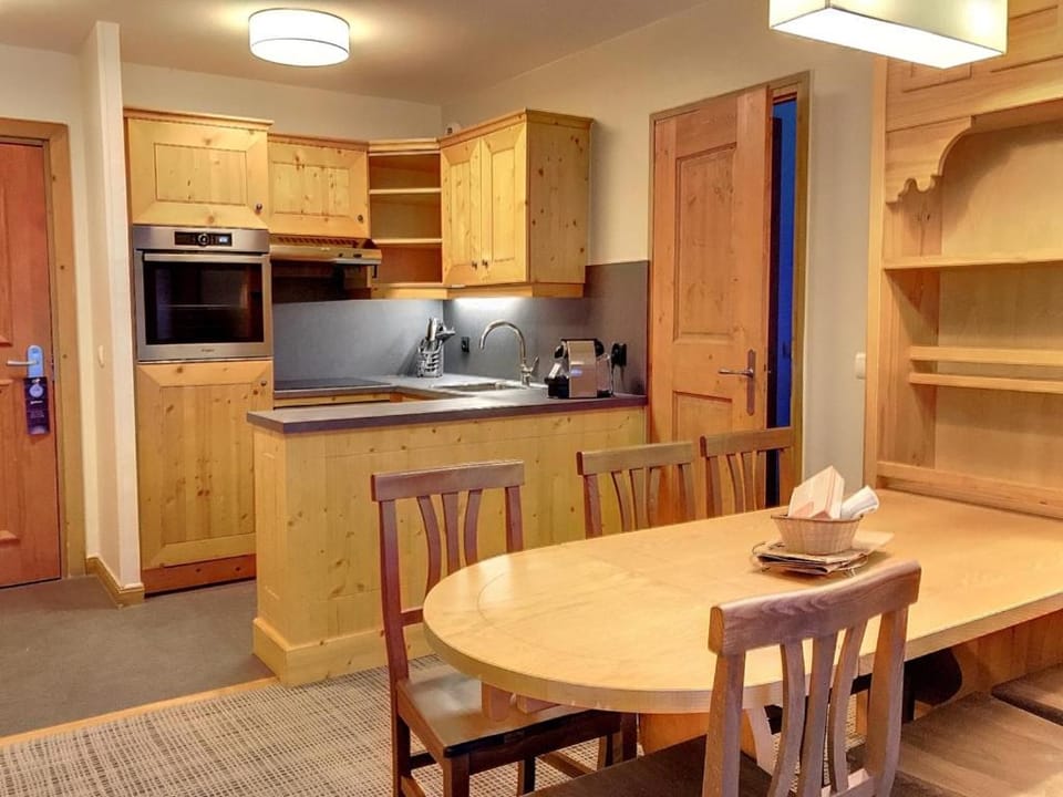 Superbe Appartement 6 personnes Ski-in Ski-out Arc 1950 Apartment in Bourg-Saint-Maurice