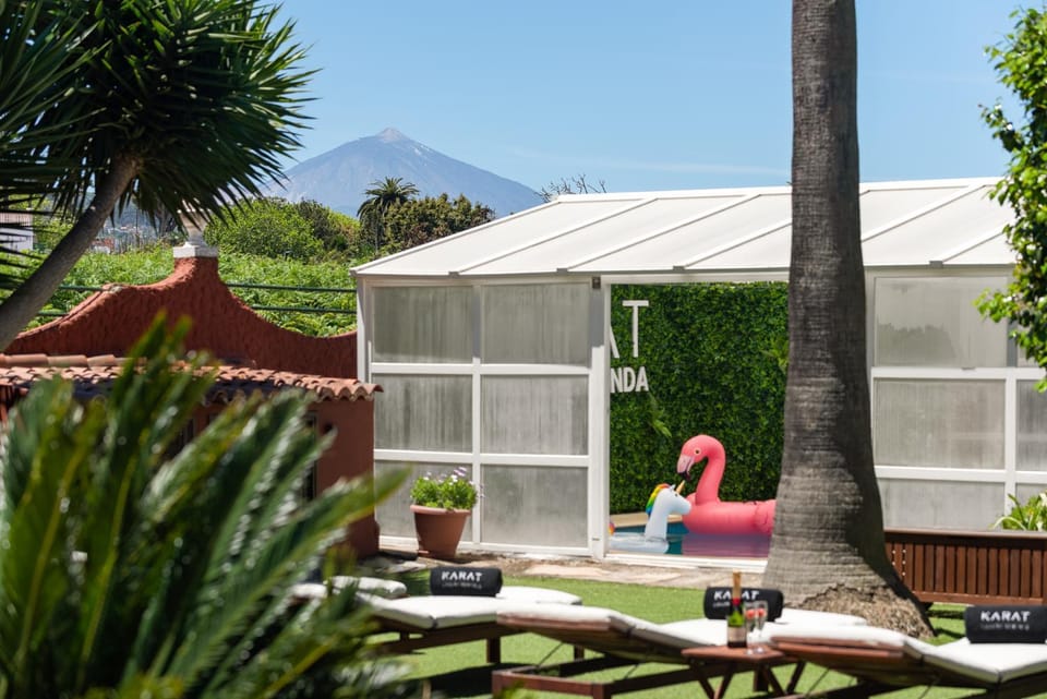 Day, Natural landscape, Garden, View (from property/room), Garden view, Mountain view