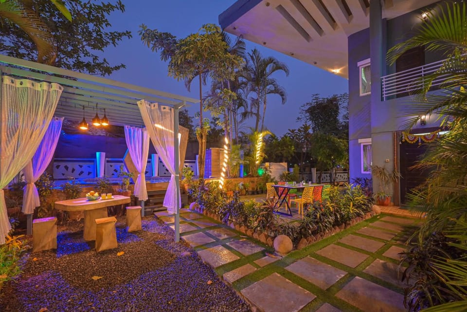 Property building, Garden