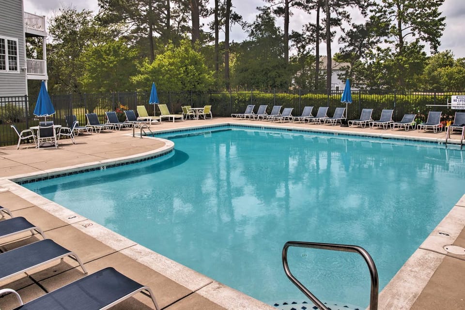 Bikes, Kayaks, Pool: Getaway 3 Mi to Bethany Beach House in Millville