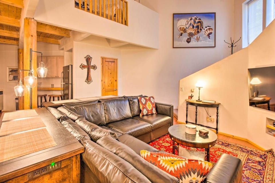 Walkable Angel Fire Condo Near Lifts & Restaurants House in Angel Fire