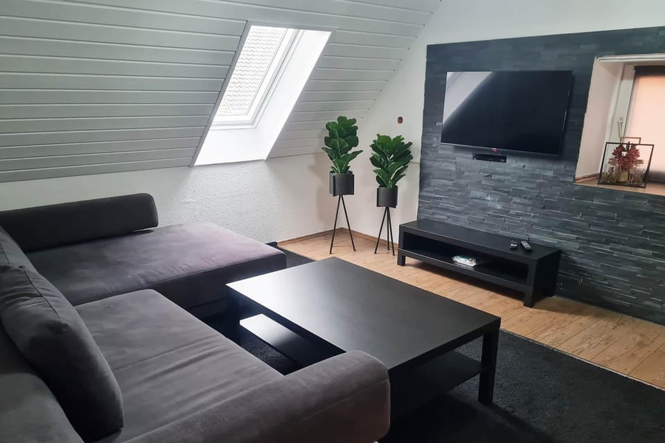 TV and multimedia, Seating area