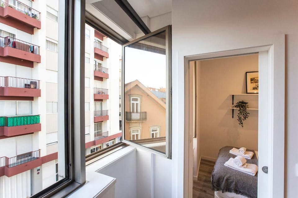 Seaside 1BR Flat w/ AC in Matosinhos by LovelyStay Apartment in Matosinhos