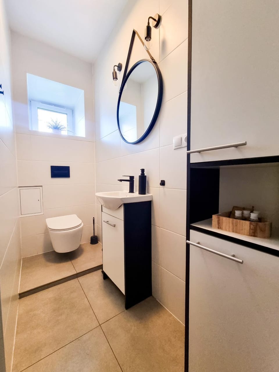 Toilet, Bathroom