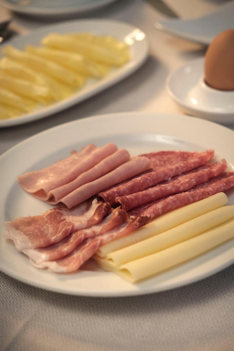 Breakfast, Continental breakfast
