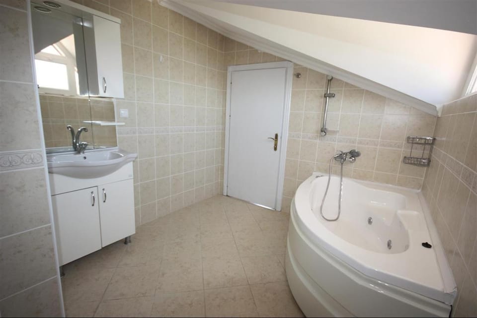 Shower, Bathroom, Bath