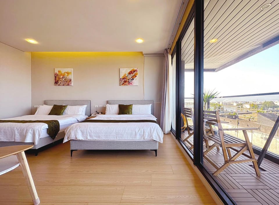 Balcony/Terrace, Photo of the whole room, Bedroom