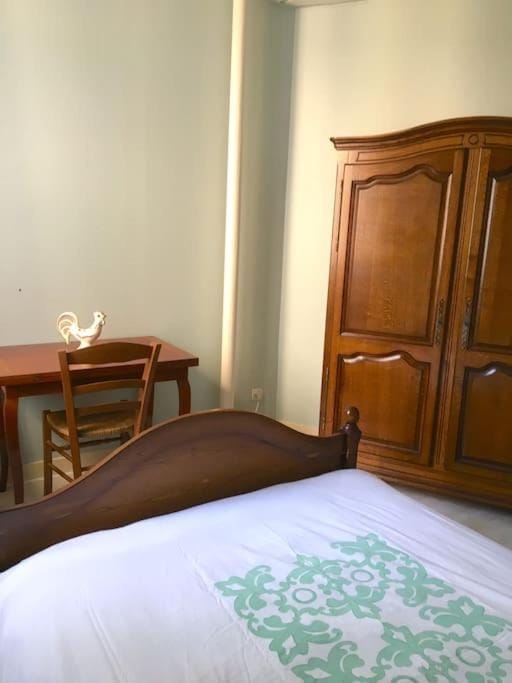 Bed, Bedroom, wardrobe