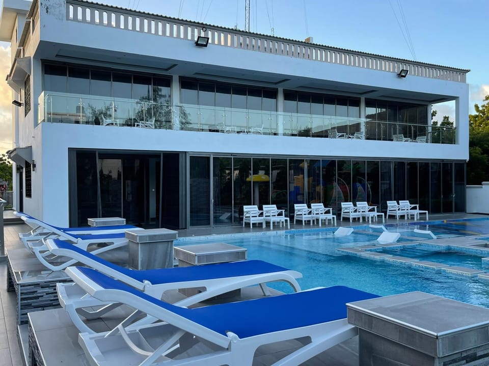 Property building, Swimming pool