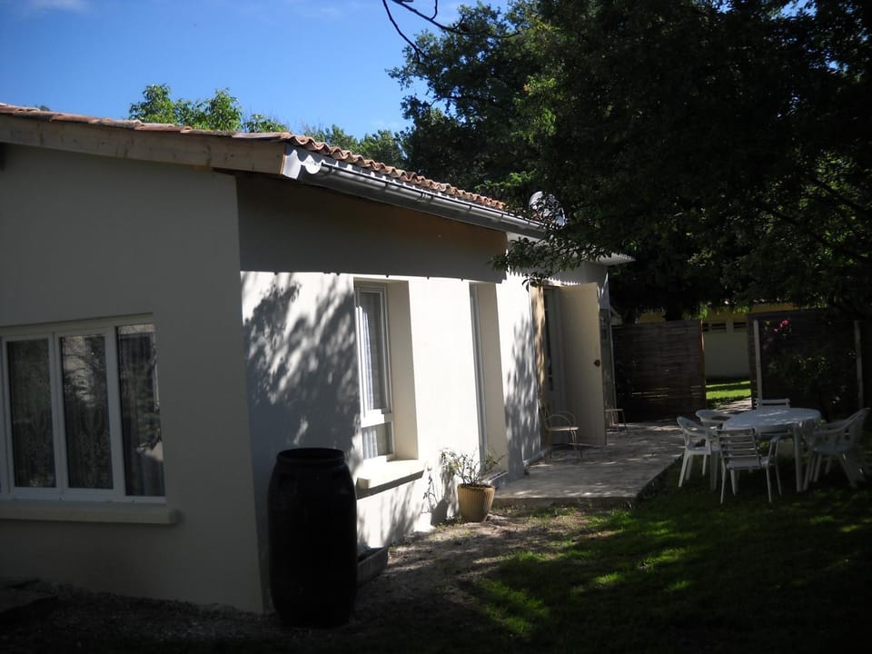 Gîtes Les Tuilières House in Nouvelle-Aquitaine