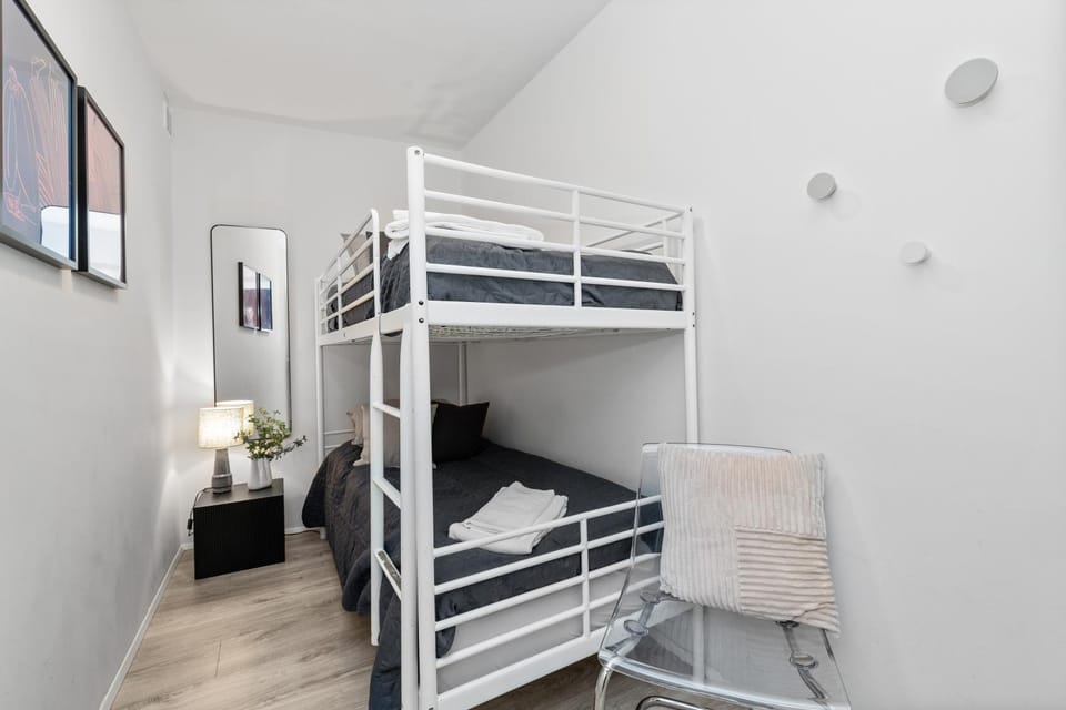 bunk bed