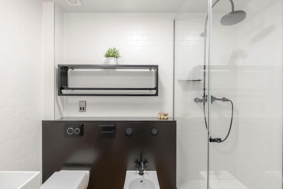 1-Bed by Seven Dials - Covent Garden - Sleeps 4 Apartment in City of Westminster