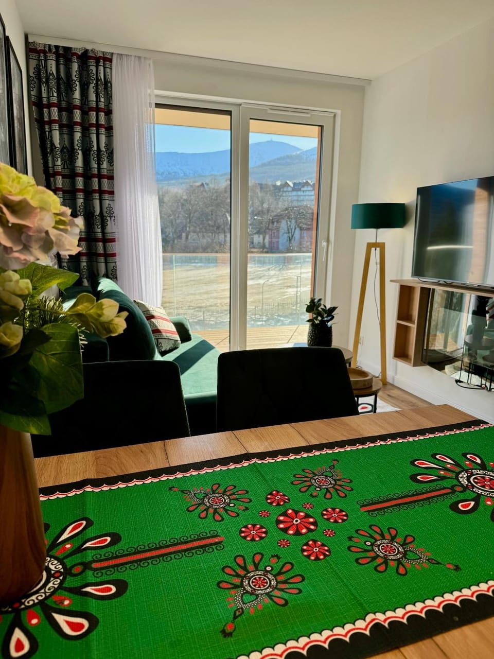 View (from property/room), Living room, Landmark view, Mountain view