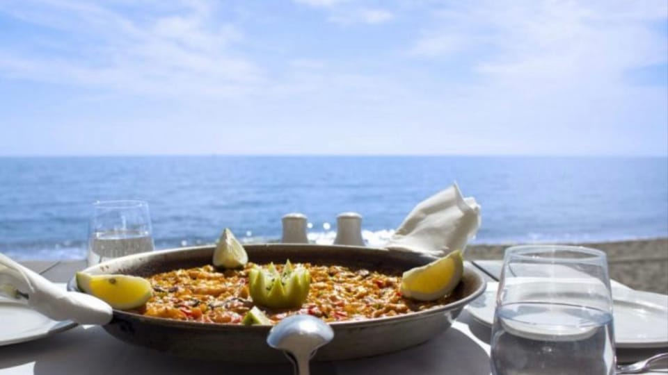 Restaurant/places to eat, Sea view
