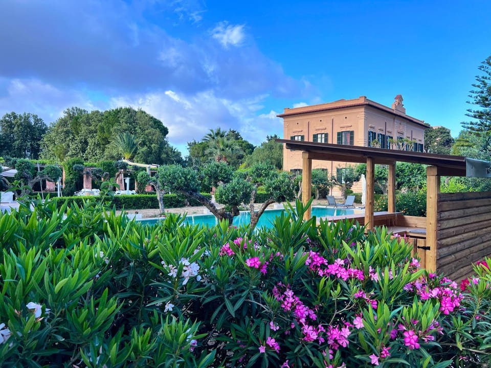 Garden, Garden view, Pool view, Swimming pool