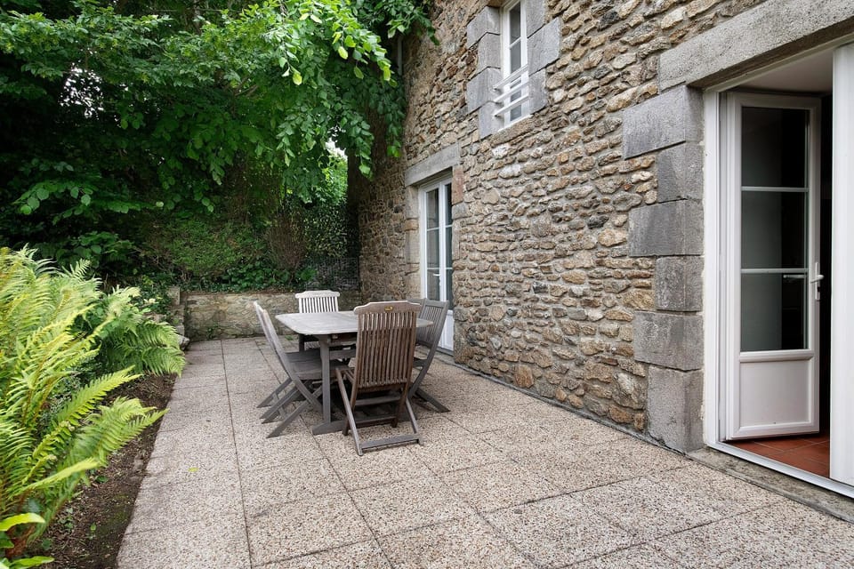 Gîte Eloquent - La Dauvinerie House in Normandy