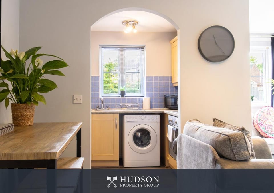 Dining area, kitchen
