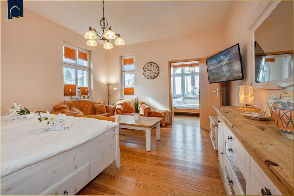 Villa Holtz Ferienwohnung Holtz 1 Apartment in Zinnowitz
