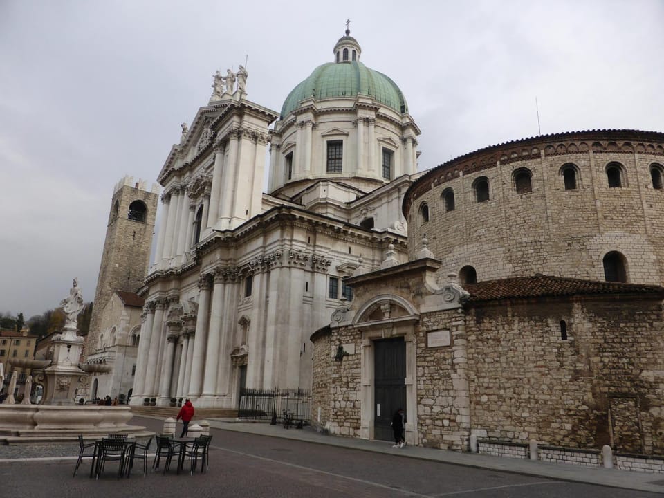 Nearby landmark
