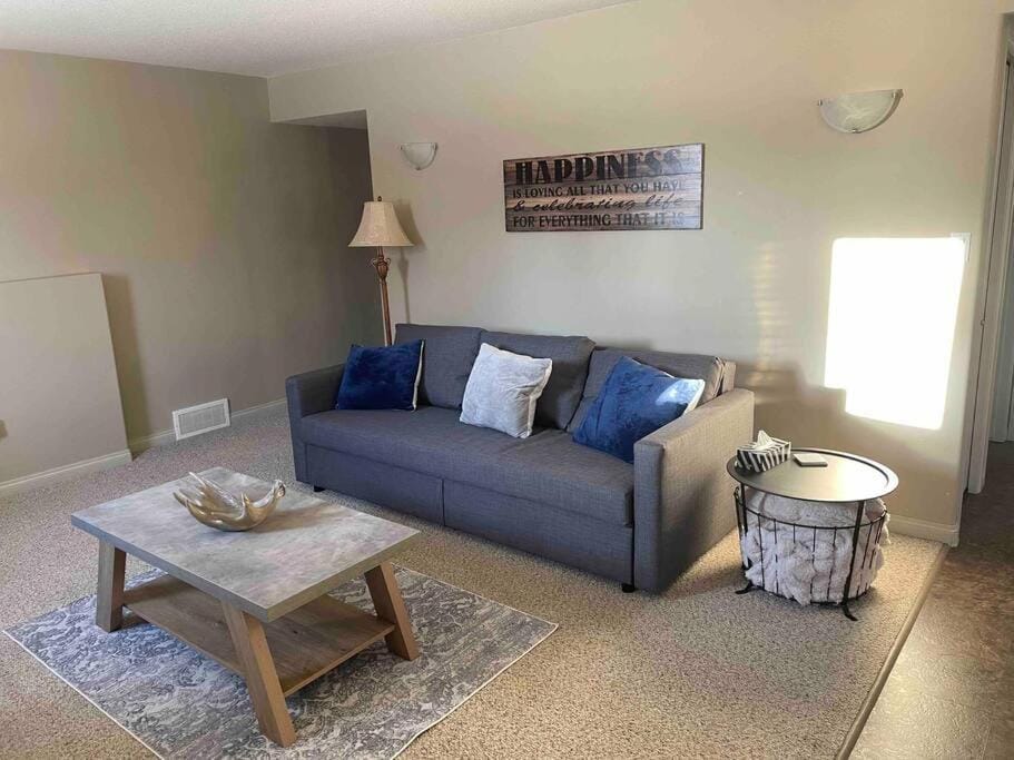 Bed, Living room, Seating area