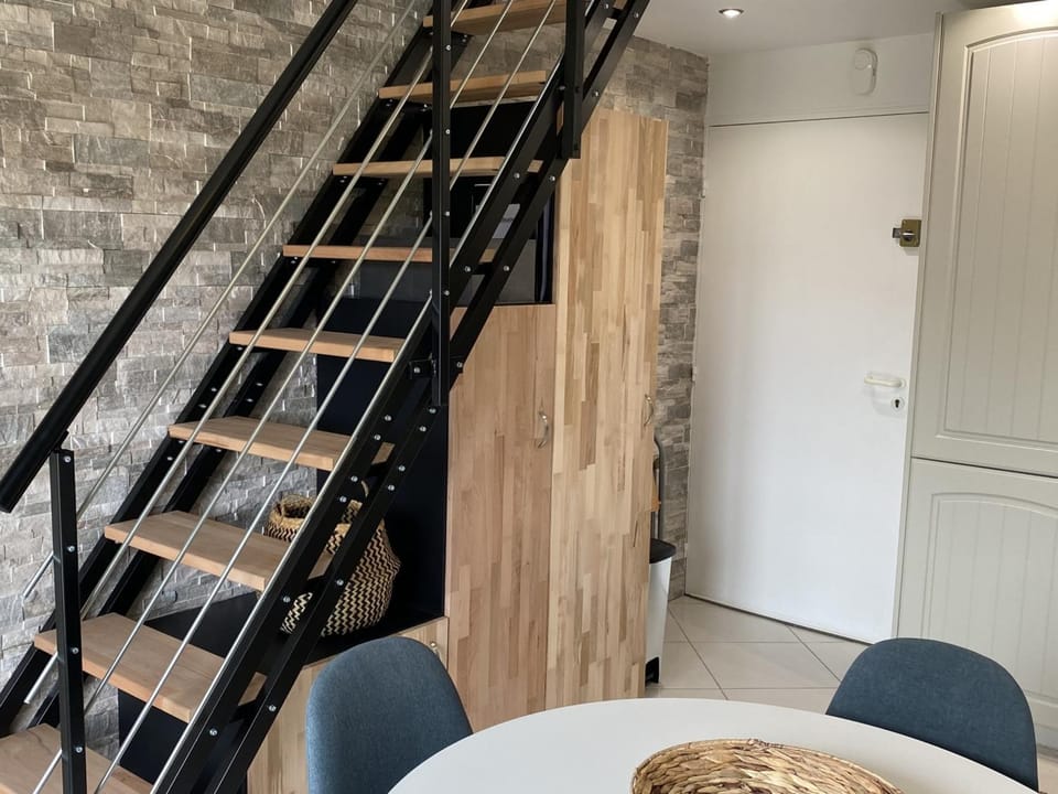 Cabourg: Appartement 3P à 200m de la plage, 2 chambres, balcon, internet - FR-1-487-277 Apartment in Cabourg