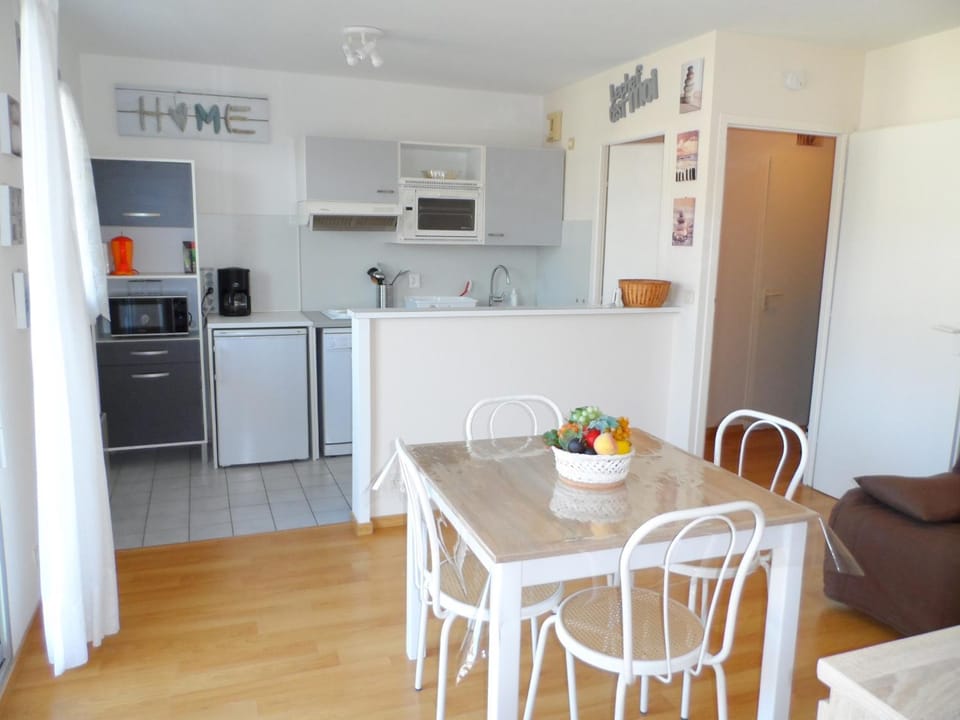 Cabourg: Appartement 2 pièces proche plage avec piscine et parking Apartment in Cabourg
