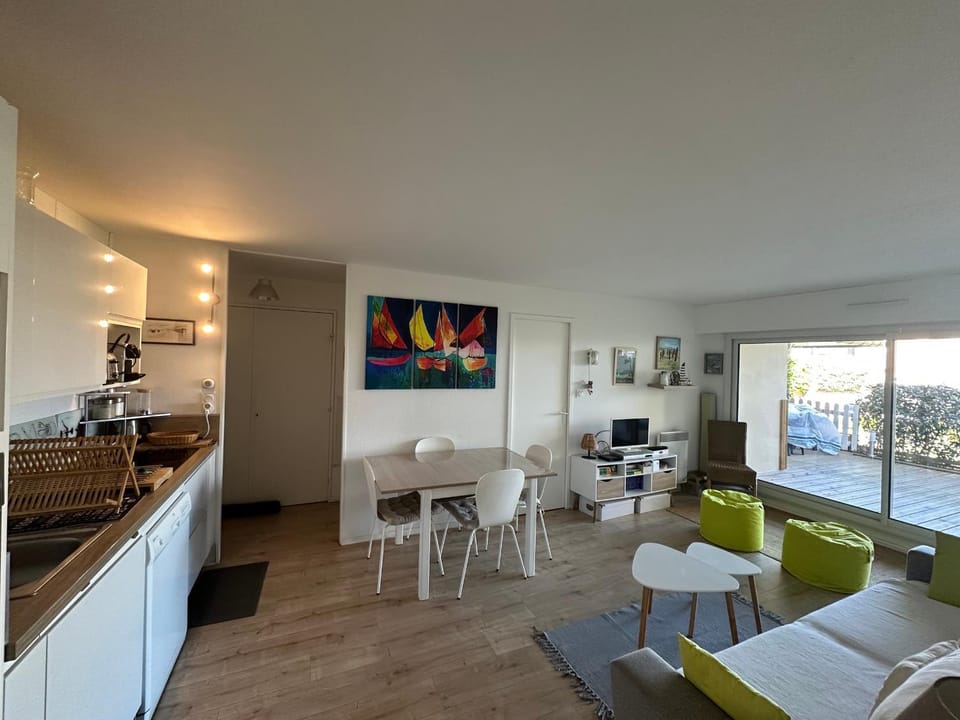Appartement 3 pièces avec jardinet, 6 personnes, internet, proche Grand Hôtel de Cabourg Apartment in Cabourg