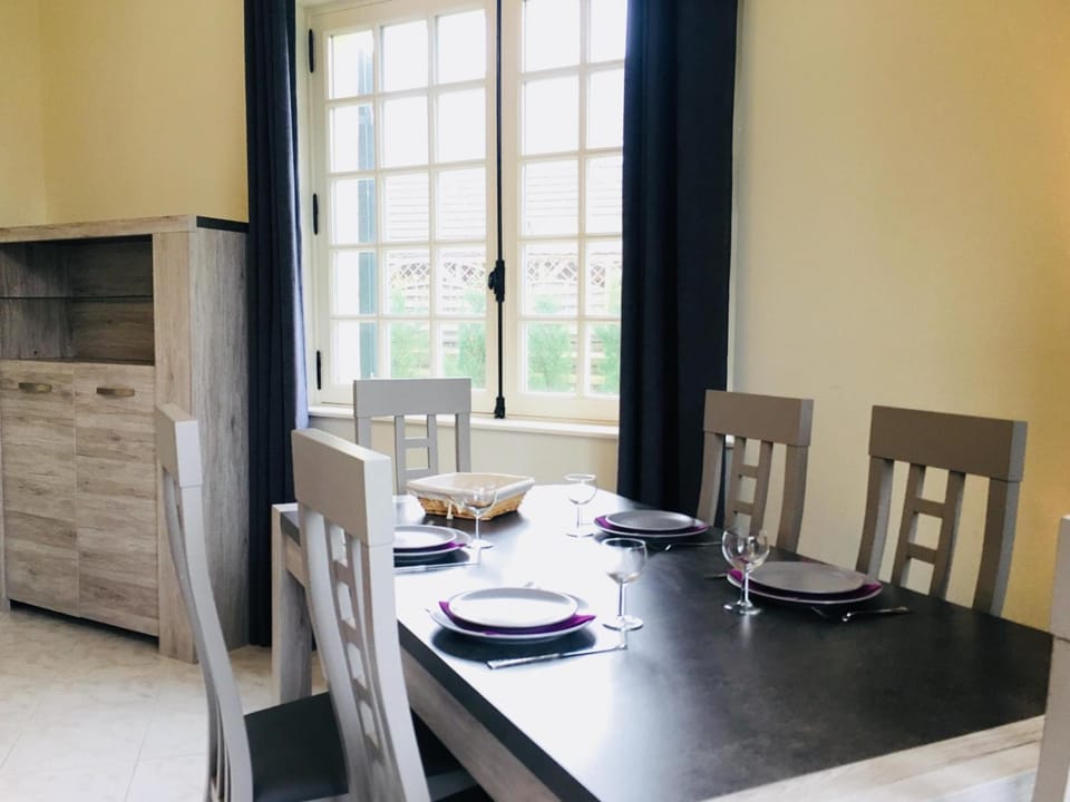 Appartement rénové en rez-de-jardin, proche centre, 2 pièces, 4 pers., équipements modernes, Cabourg - FR-1-487-309 Apartment in Cabourg