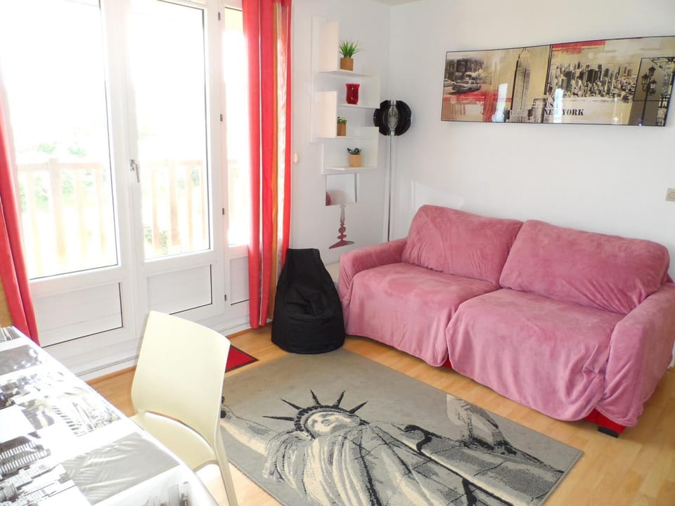 CABOURG - Appartement 3 pièces proche plage avec piscine et tennis - FR-1-487-303 Apartment in Cabourg