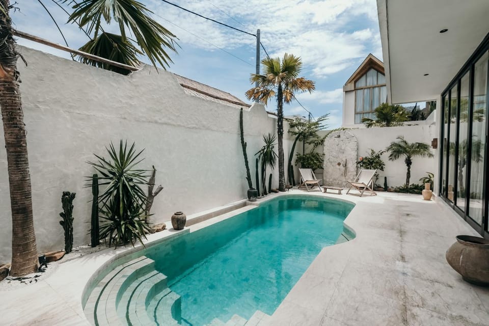 Pool view, Swimming pool