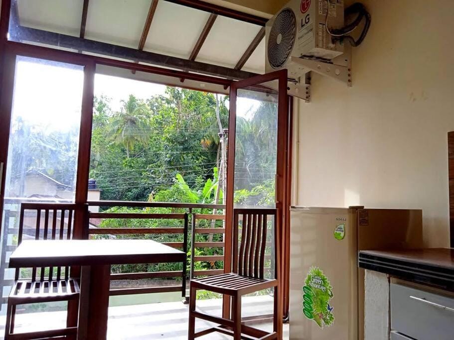 View (from property/room), Balcony/Terrace