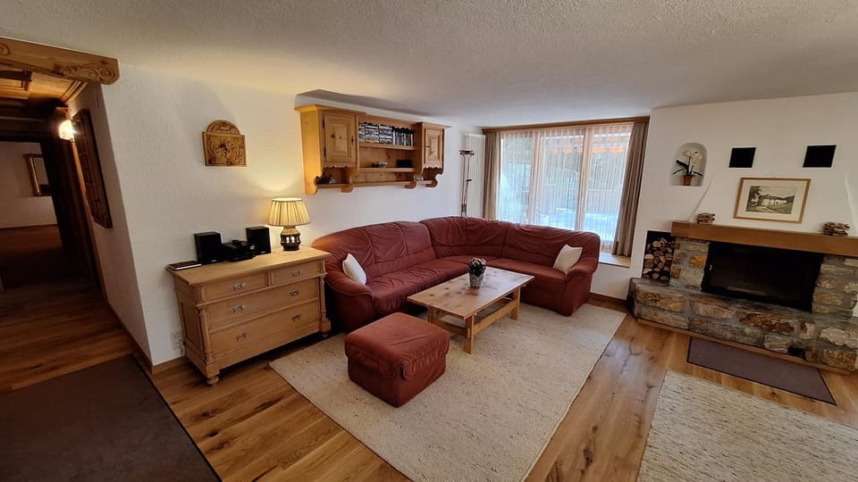 Ariola Apartment in Canton of Grisons
