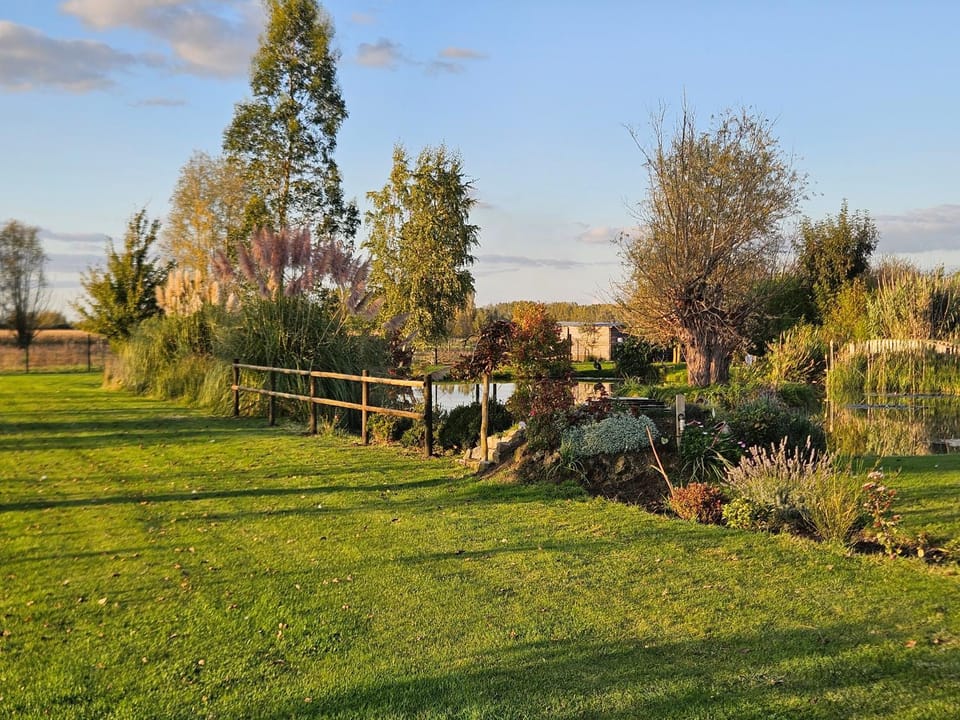 Gite zen style studio Apartment in Hauts-de-France