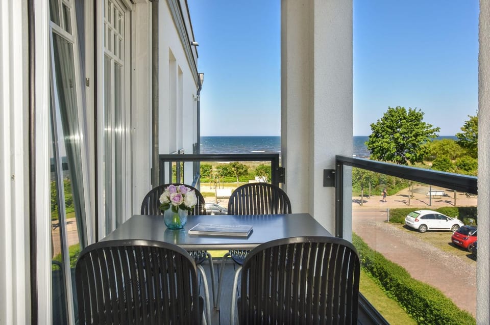 View (from property/room), Balcony/Terrace