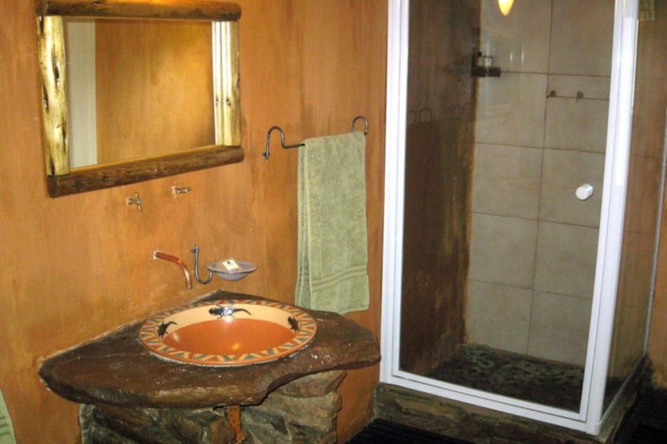 Suites in Private Game Reserve close to Aliwal North Nature lodge in South Africa