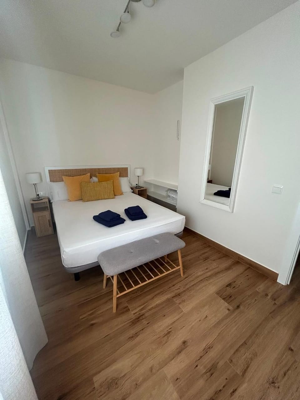 Steps away from the sand/ Malagueta beach Apartment in Malaga