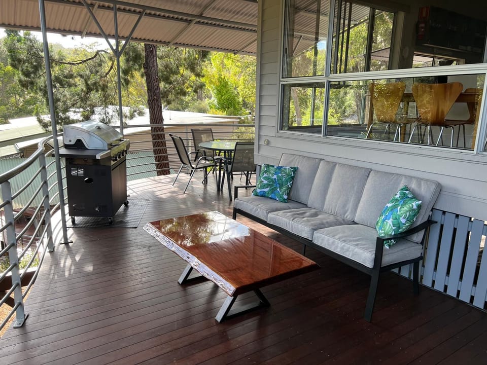 BBQ facilities, Balcony/Terrace, Seating area