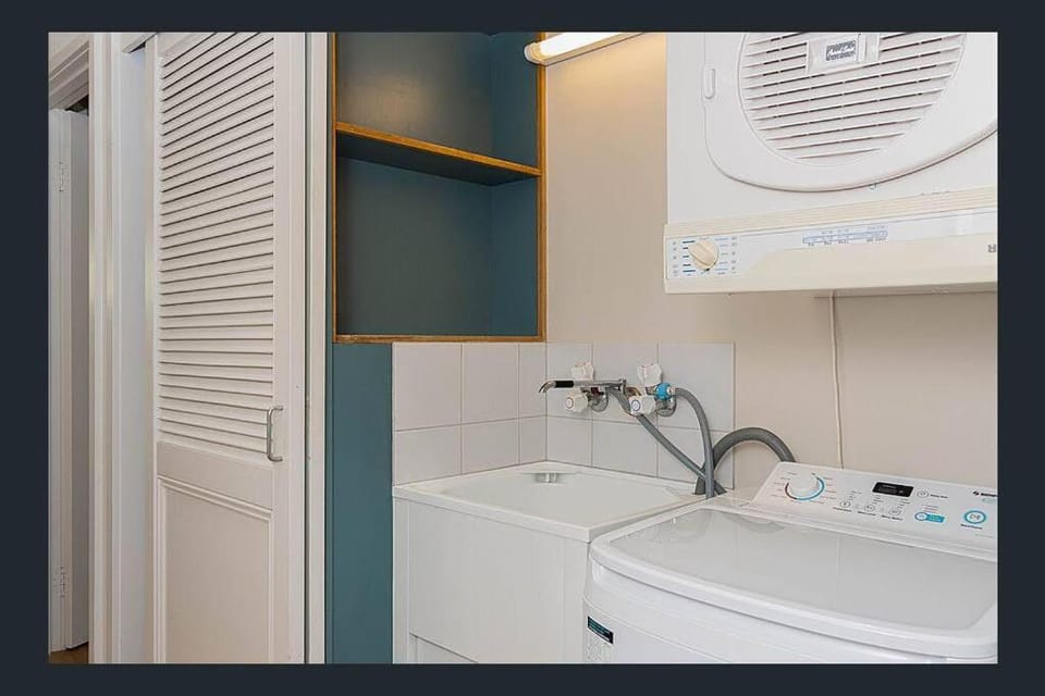 laundry, washing machine, dryer
