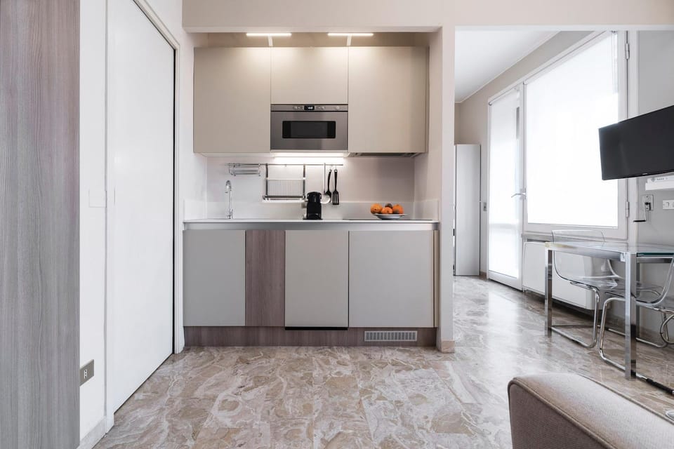 Kitchen or kitchenette